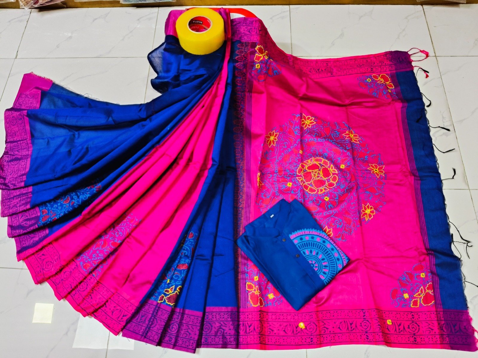 টাঙ্গাইল ধুপিয়ান সিল্ক শাড়ি পাঞ্জাবির কাপল ড্রেস